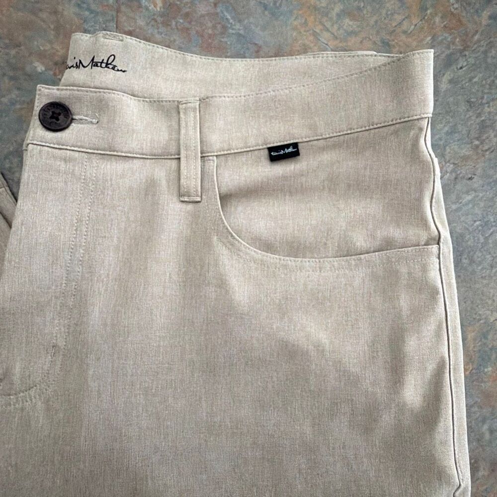 Travis Mathew Trevino Golf Pants Men’s 36 Oatmeal Stretchy